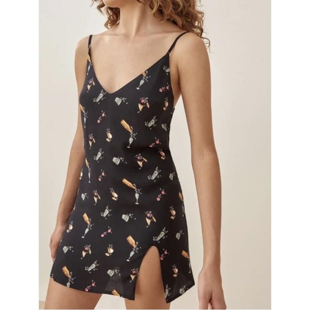 Reformation Women's Black Shift-dresses